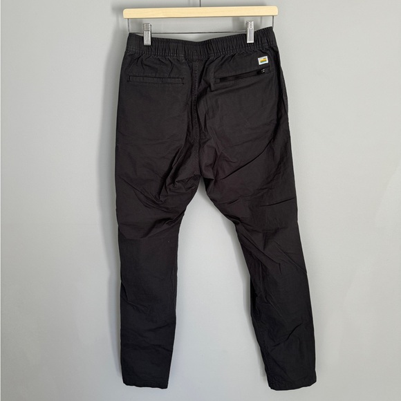 Vuori Men’s Size Small Stretchy Ripstop Pant in Dark Grey - Picture 2 of 4